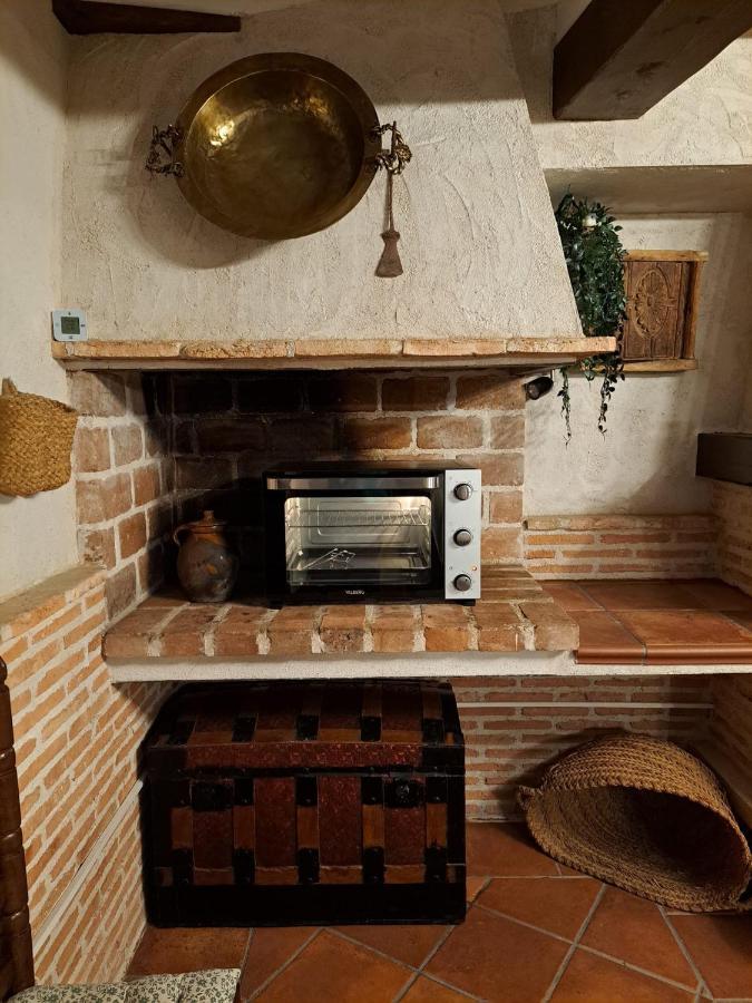 Casa Rural La Bodega, Ofrece Cata De Vino Gratis Horche Exteriör bild