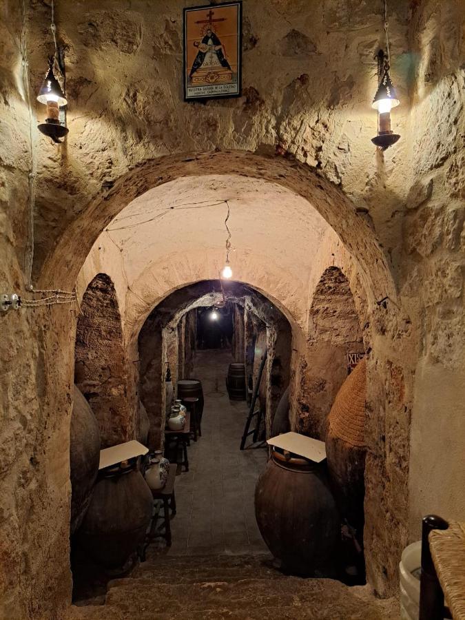 Casa Rural La Bodega, Ofrece Cata De Vino Gratis Horche Exteriör bild