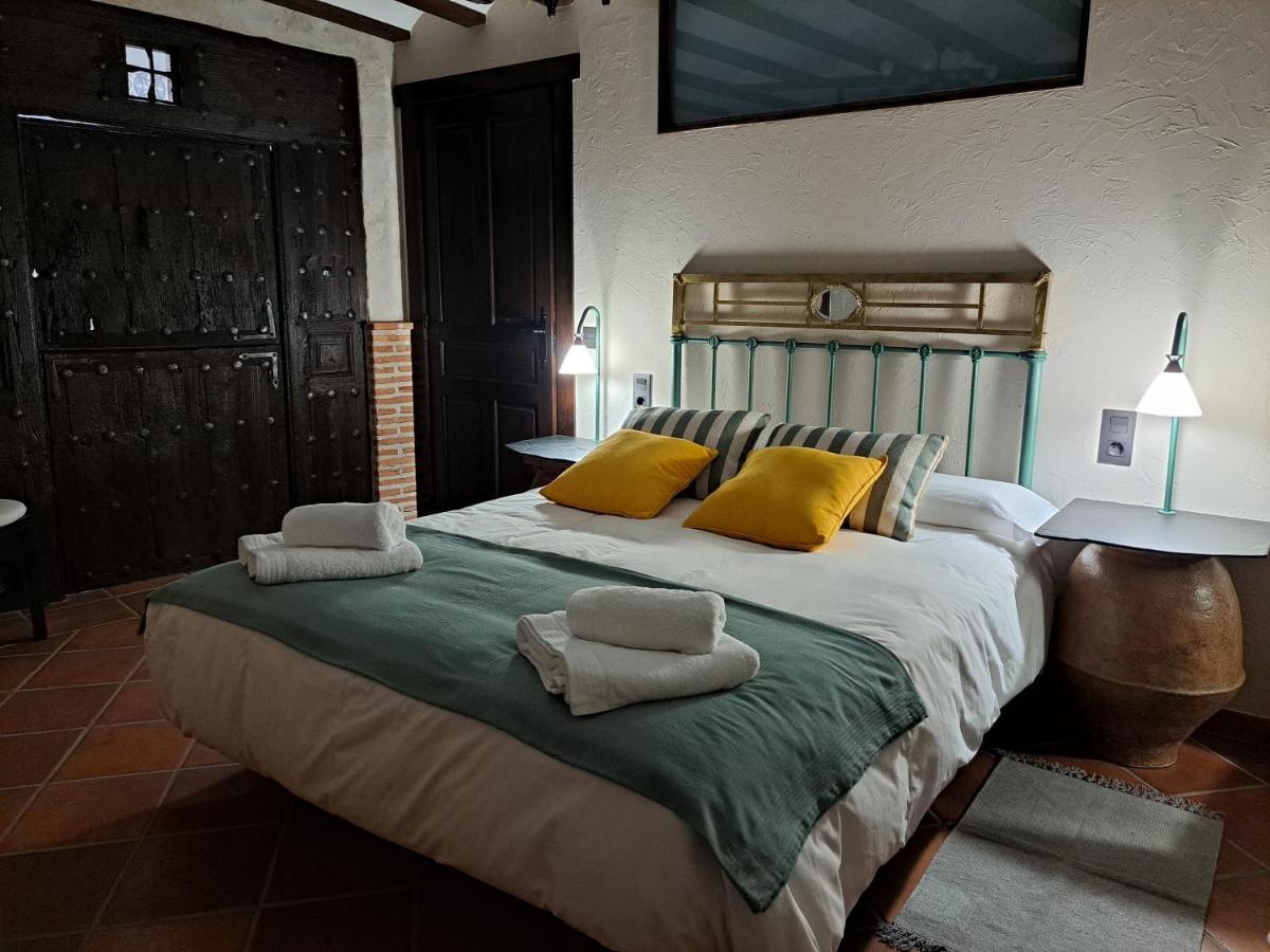 Casa Rural La Bodega, Ofrece Cata De Vino Gratis Horche Exteriör bild