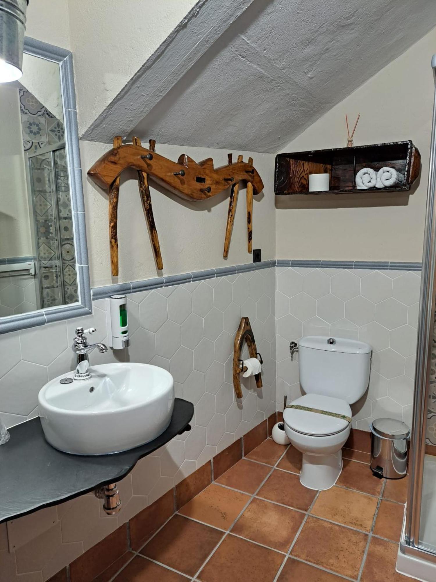 Casa Rural La Bodega, Ofrece Cata De Vino Gratis Horche Exteriör bild